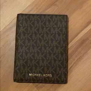 COPY - Michael Kors Jet Set Wallet